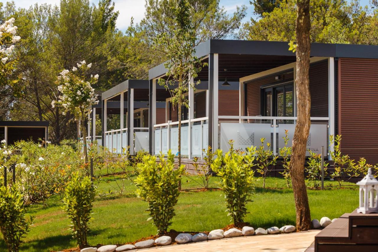 Premium Camping Homes Santa Marina, Lanterna Tar-Vabriga Eksteriør billede