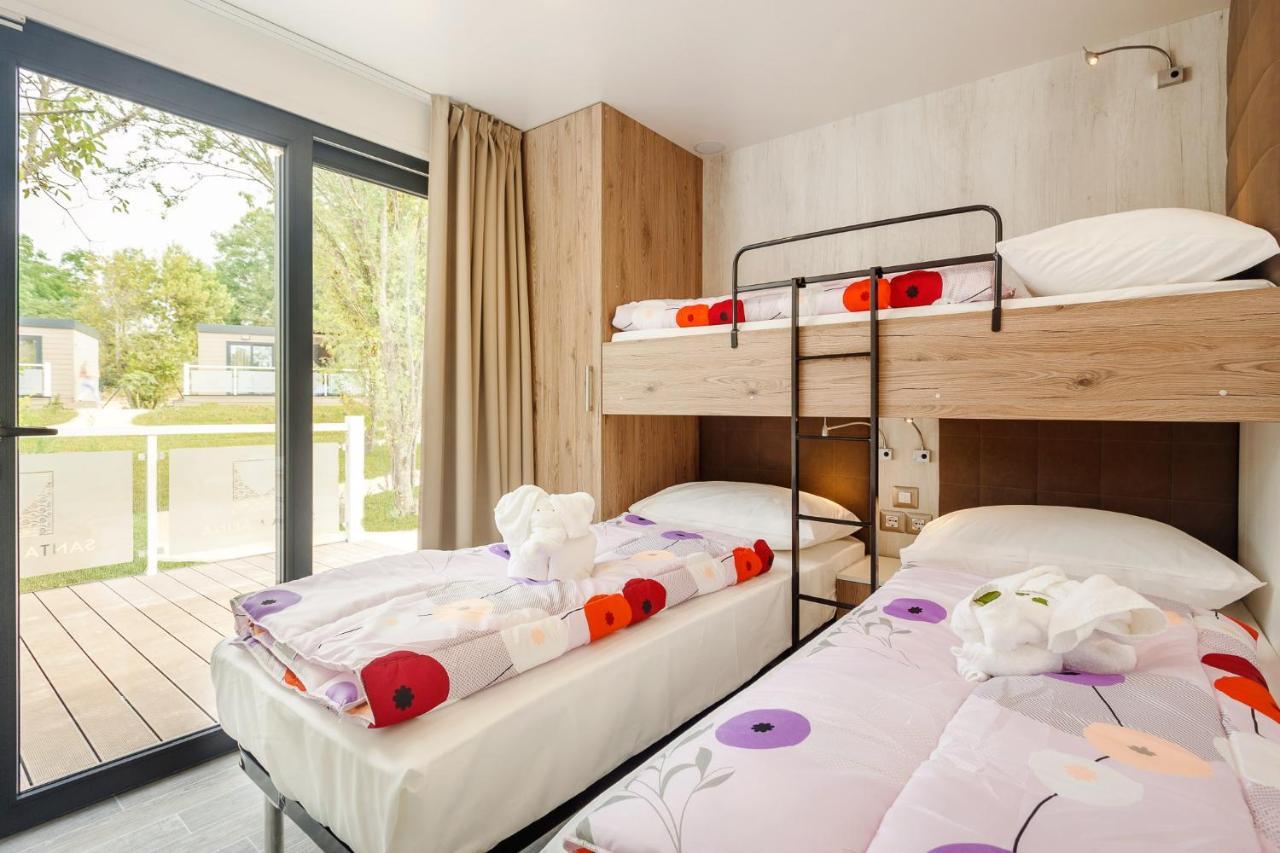 Premium Camping Homes Santa Marina, Lanterna Tar-Vabriga Eksteriør billede